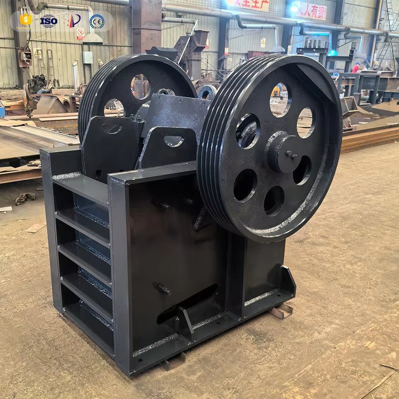 ヘビーデューティー鉱山用ジョークラッシャー、完全モーターギア - Heavy Equipment In Mining のレビューと価格